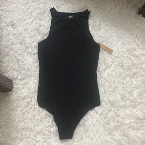 Nwt skims fits everybody high neck sleeveless bodysuit
